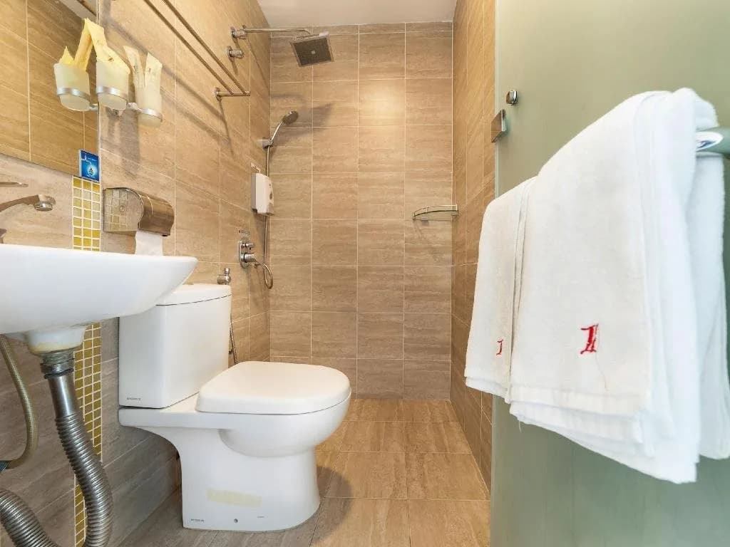 One Avenue Hotel - photo 7