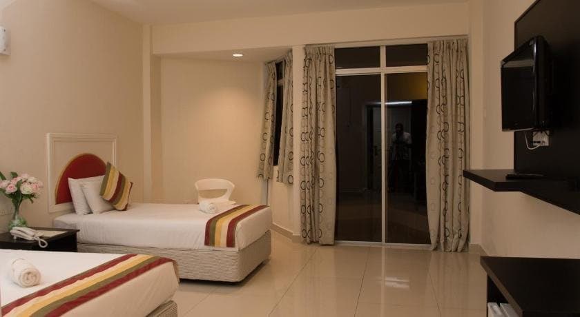Akar Beach Resort - photo 2