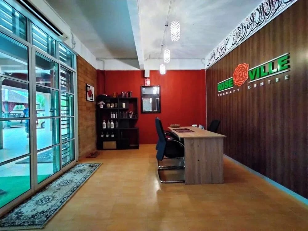 OYO 89934 Rose Village Inn & Spa - photo 10