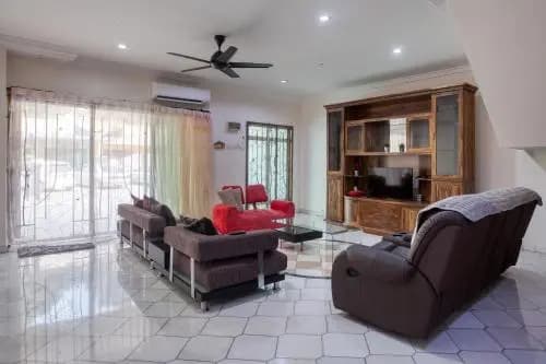 Gunung View Homestay - photo 2