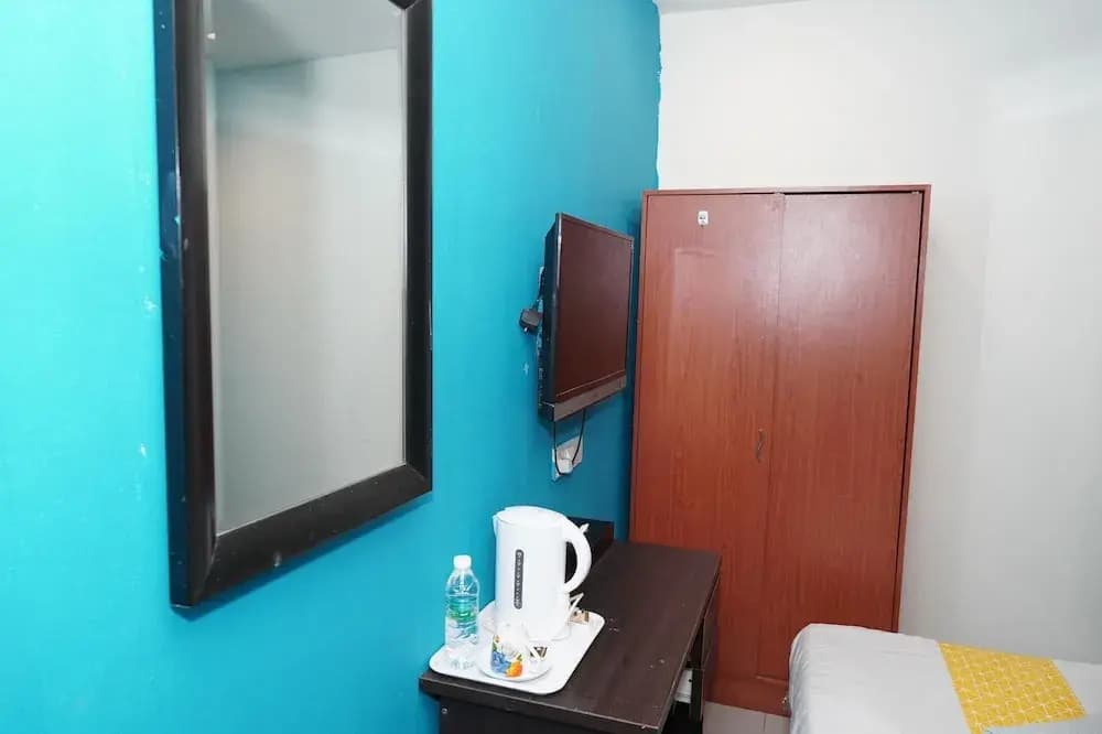 Hotel Shri Putiri - photo 6