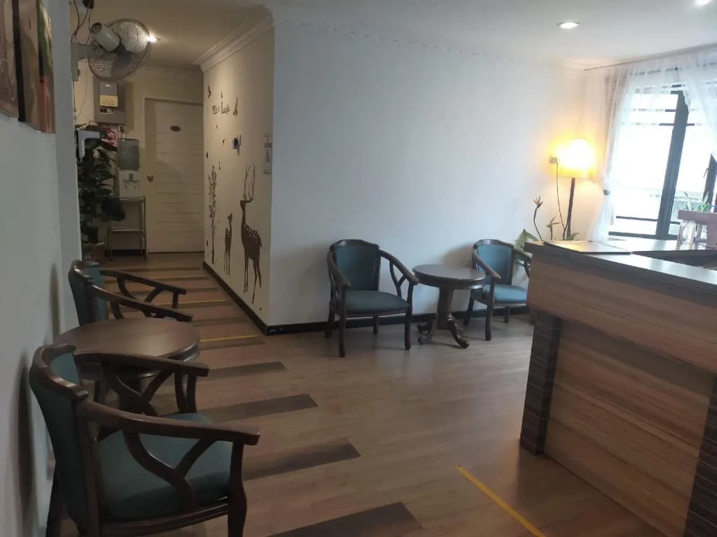 Hong Kong Hotel - photo 16