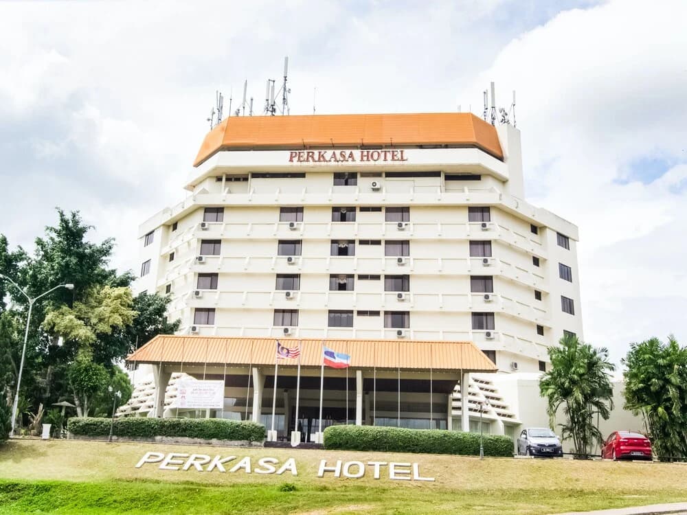 Oyo 89693 Perkasa Hotel Keningau - photo 1