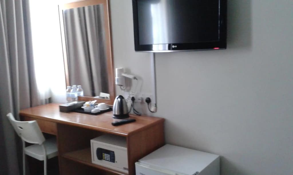 De Spring Hotel - photo 7
