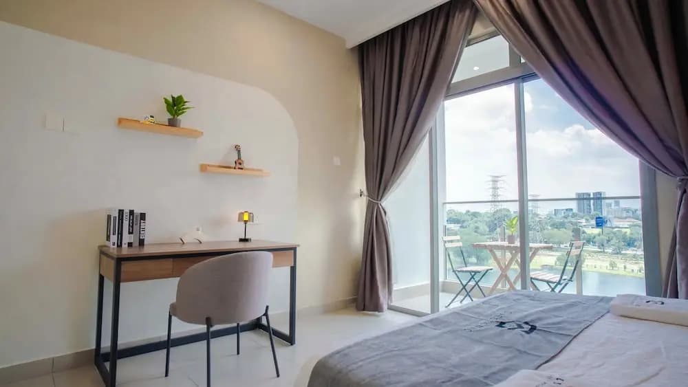 Dorsett Waterfront Subang by Guestonic - photo 10