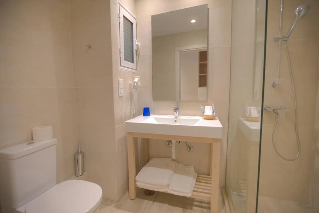 Elea Beach Hotel - photo 9