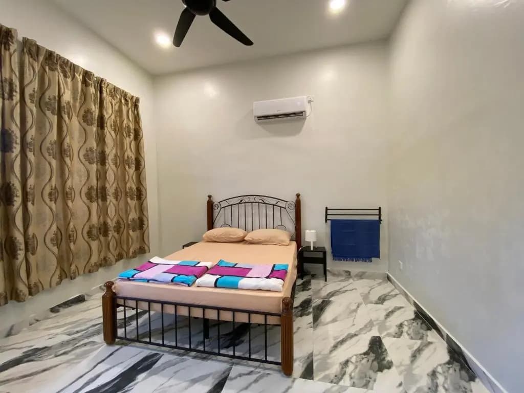 Bangi Utara Villa - photo 4