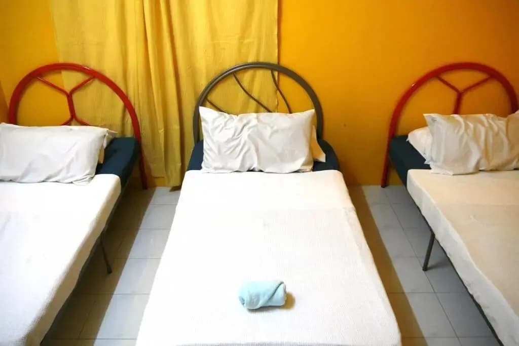 Colourful homestay - (near jeti sky mirror) - photo 4