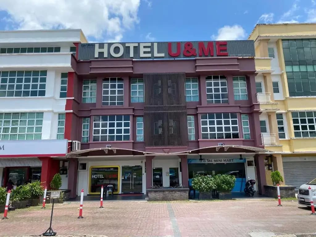 U & Me Hotel - photo 1