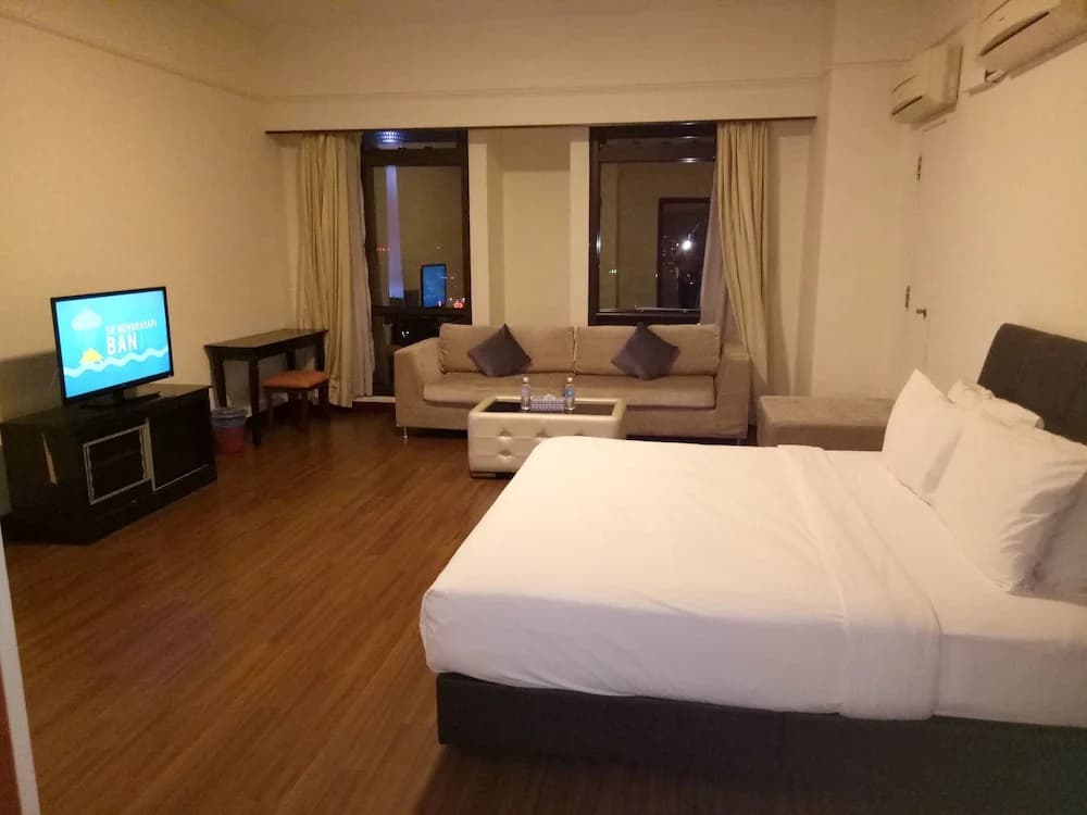 Sky Apartment at Times Square - photo 43