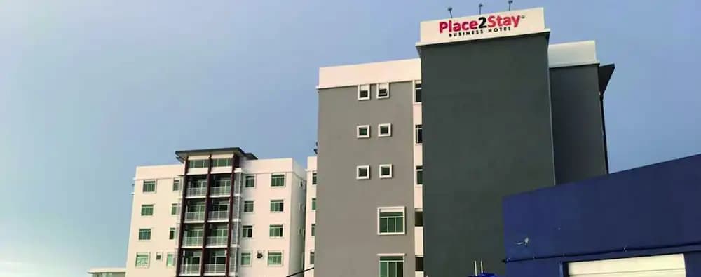 Place2Stay Business Hotel @ Emart Riam - main photo