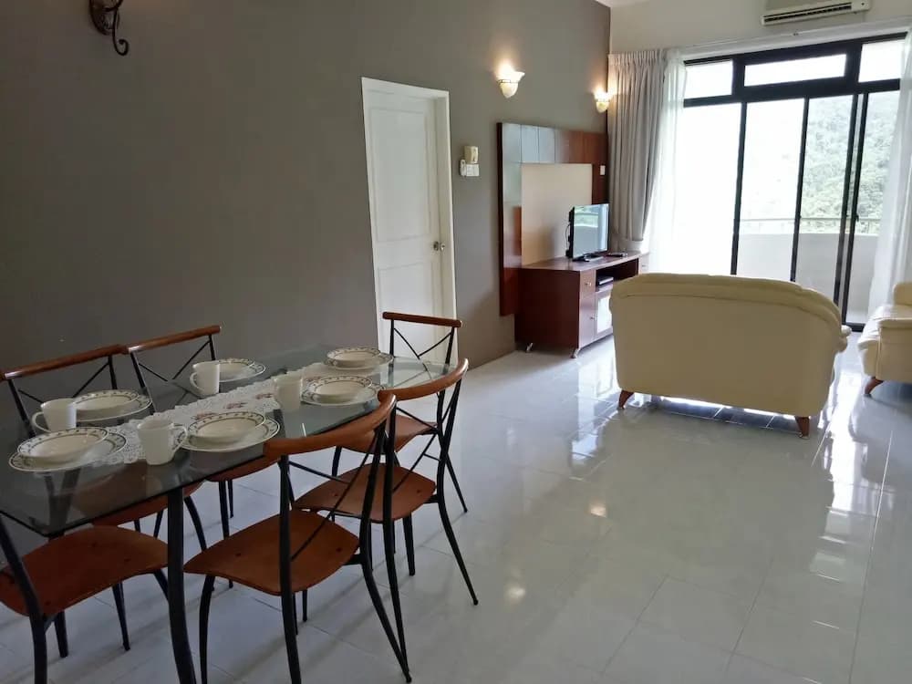 Batu Ferringhi By the Sea Holiday Home - photo 16