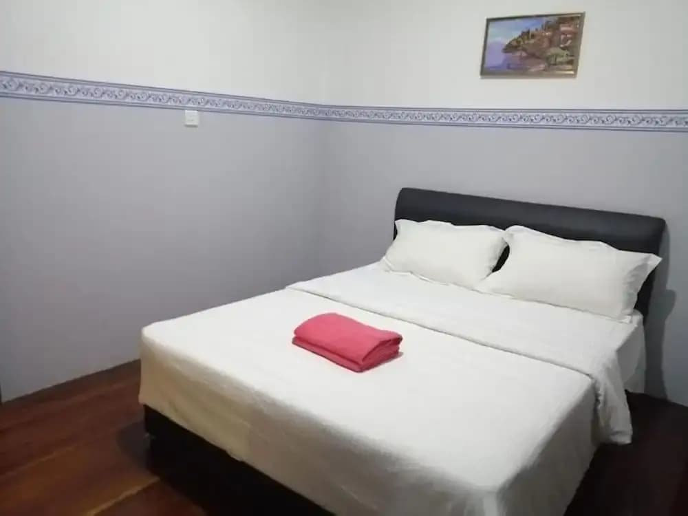 Central Double Room With Ac - photo 1