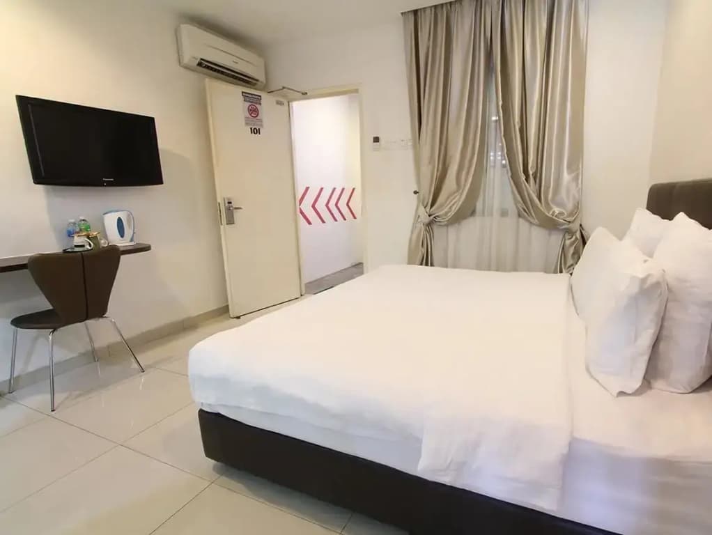 Hotel JSL - photo 6