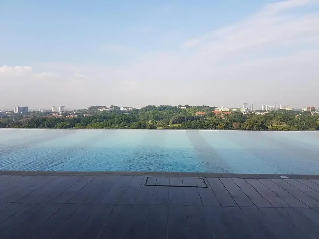 Private studio at Bukit Jelutong - photo 9