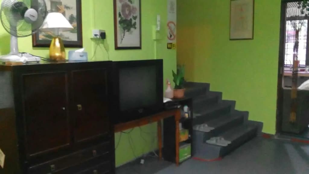 Oriental Riverside Guesthouse - photo 2