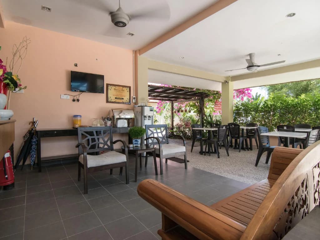 Chenang Inn - photo 16
