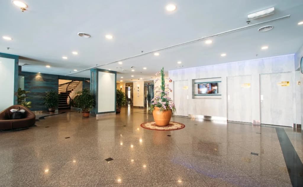 Hotel Continental - photo 8