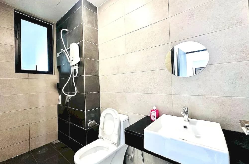 OYO Home 90948 Irishe Homestay Penang City Seaview - photo 10