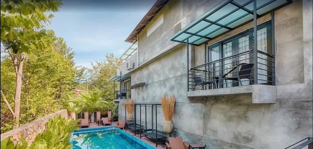 Lot 33 Boutique Hotel - photo 15