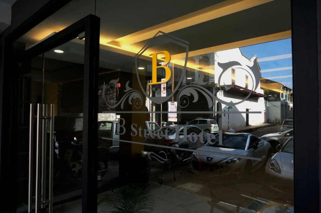 B Street Hotel - photo 21