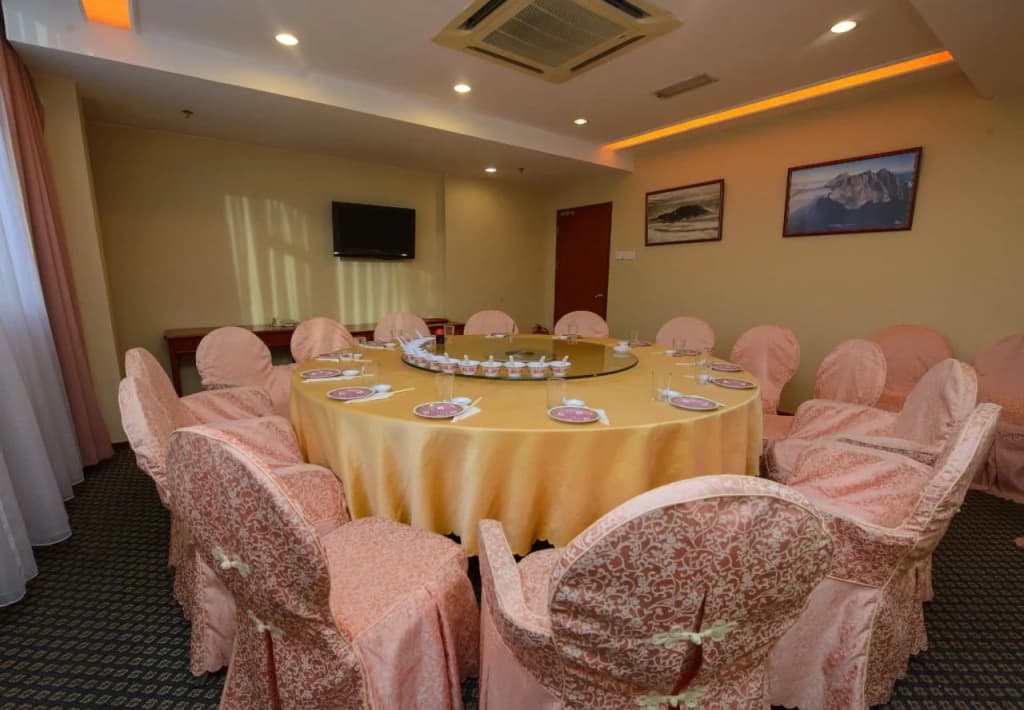 OYO 597 Winner Hotel - photo 18