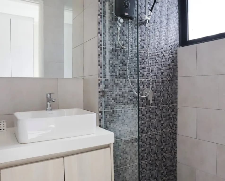 Homesuite' Home at The Shore KK - photo 10