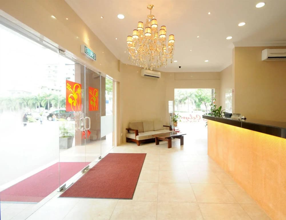 Celyn City Hotel - photo 2