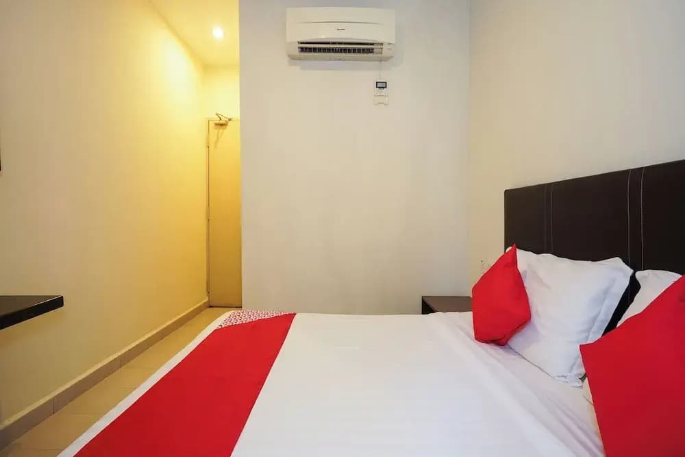 Dancenter Near Petronas Kampung Koh, Jj Hotel - photo 13