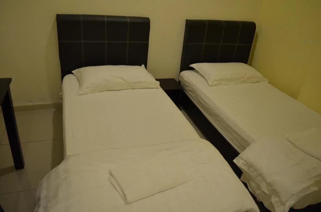 OYO 44103 8 Hotel - photo 1