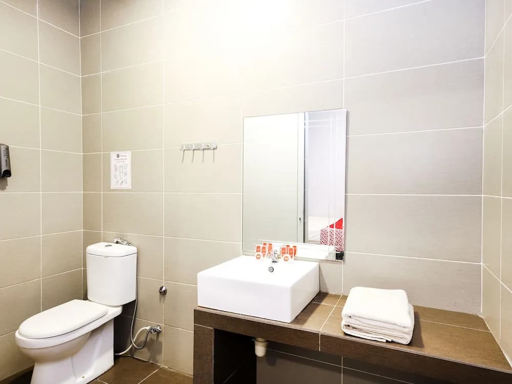 7 Homestay by OYO Rooms - photo 3