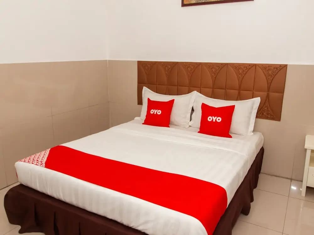 Leila Hotel by OYO Rooms - photo 5