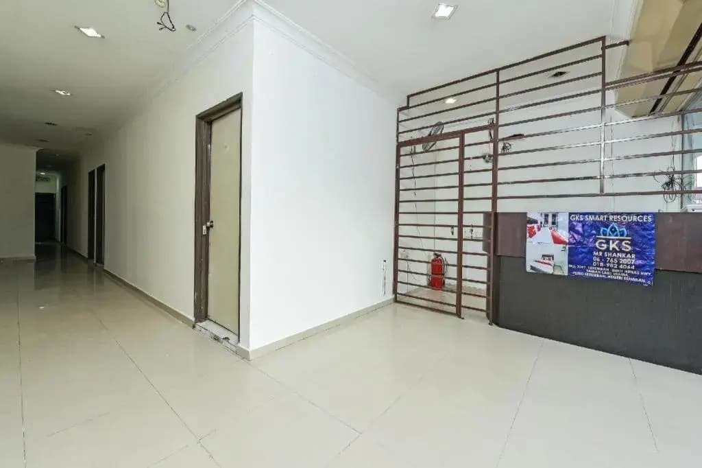 OYO 90892 L&E Hotel - photo 12