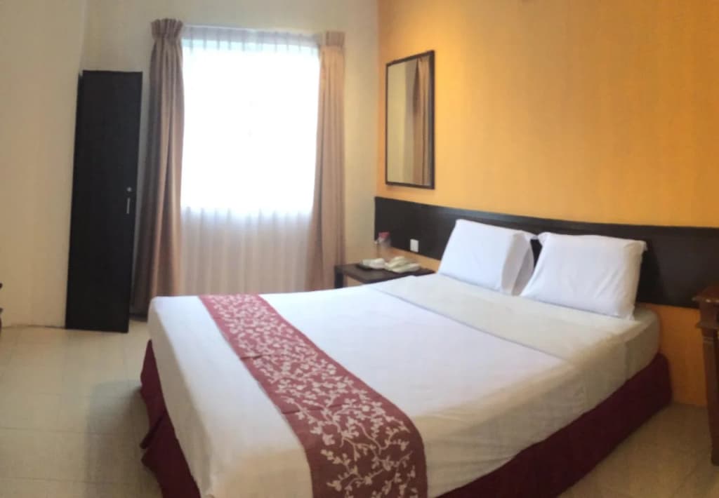 Grand Far East Hotel - photo 5