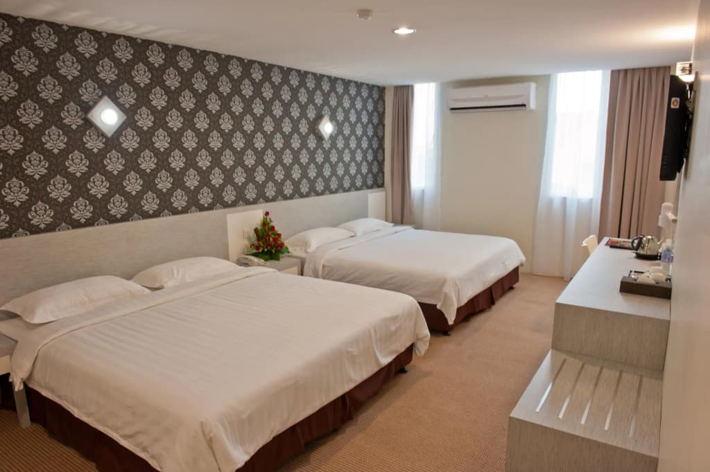 De Spring Hotel - photo 4