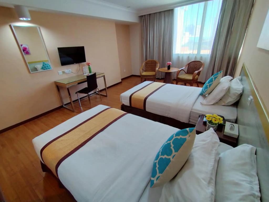 TD Plaza Hotel - photo 23