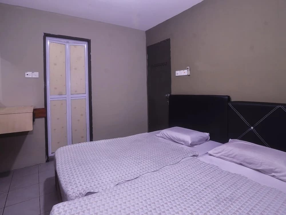 Oyo 89630 Hilltop Room - photo 1