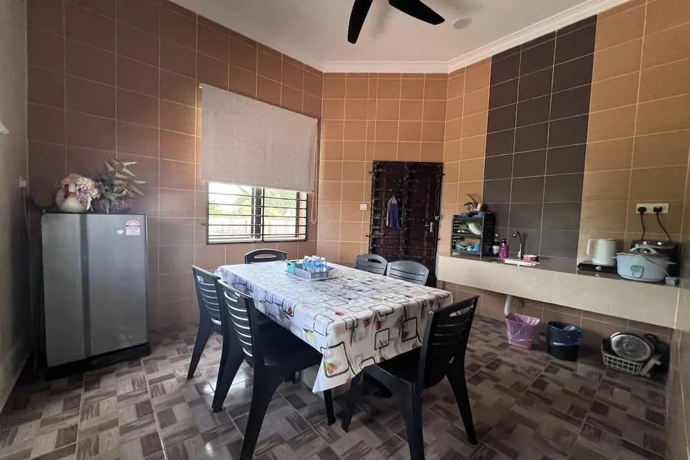 Nurbayu Villa (3 and 4 bedroom Villa) Kemaman - photo 17