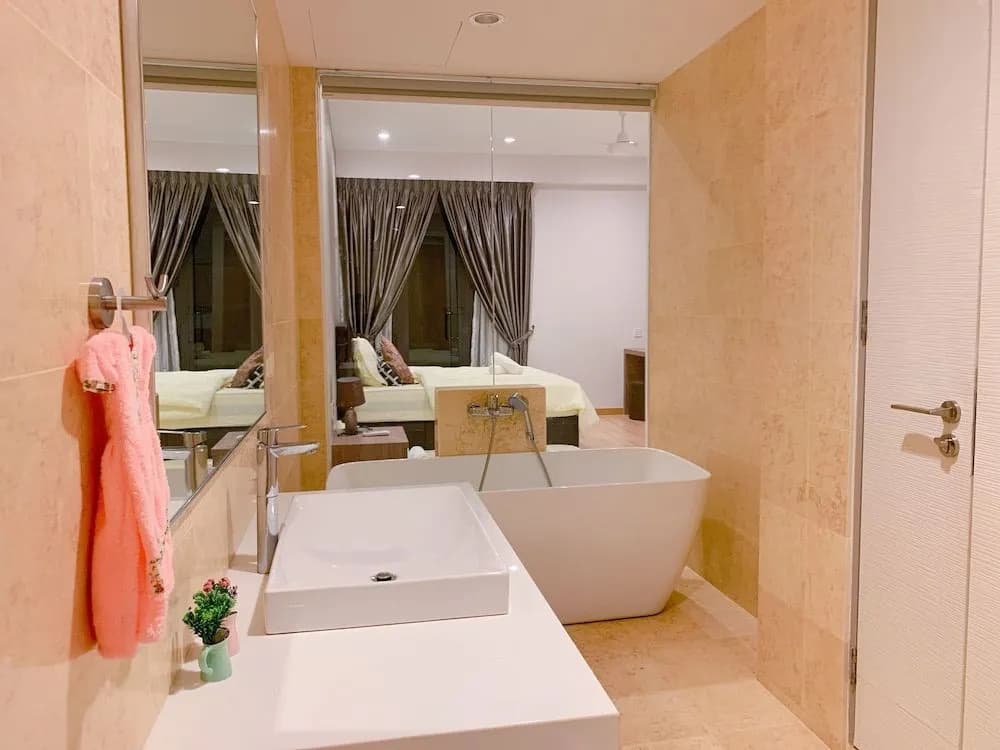 The Luxury Jazz Suites - photo 26