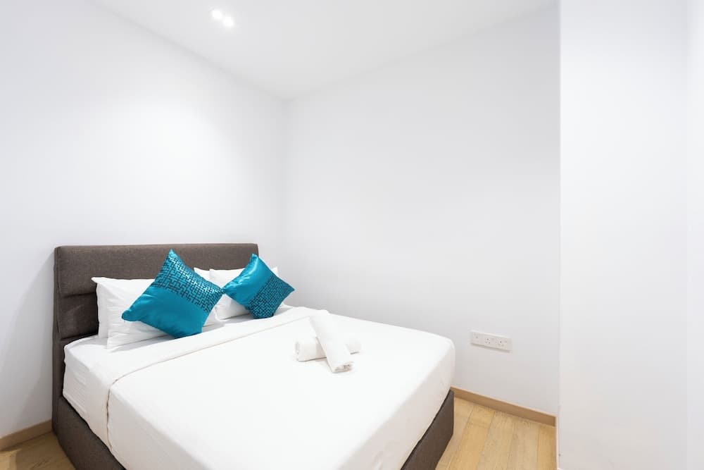 Moonway Luxury Suites At Eaton Residence - photo 42