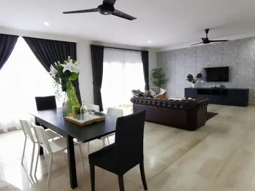 LSE @ Palm Garden Condominium - photo 2