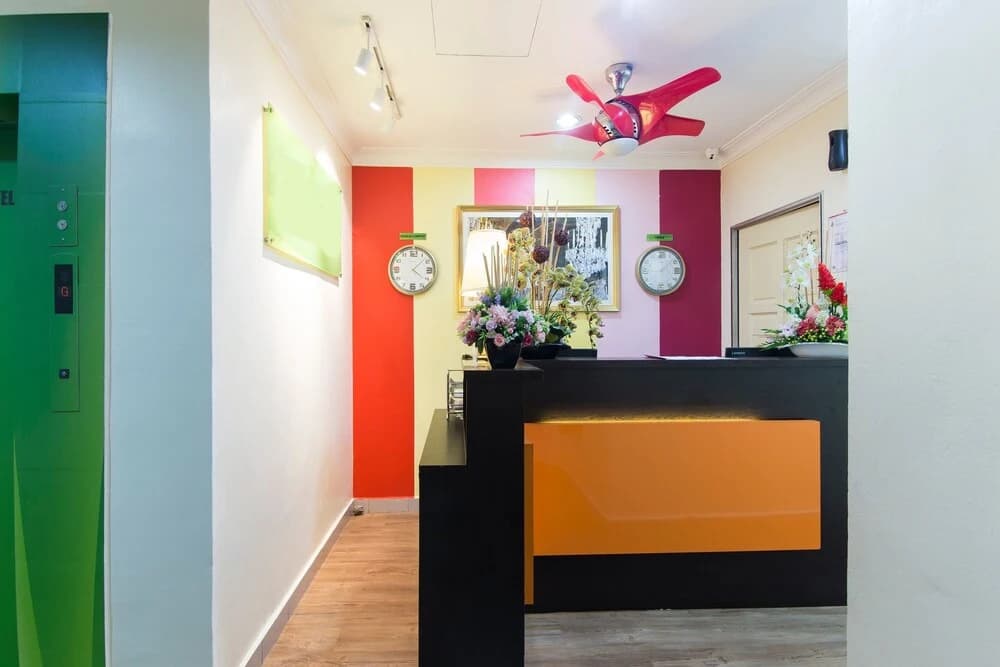 OYO 308 Hotel Sunjoy 9 - photo 2