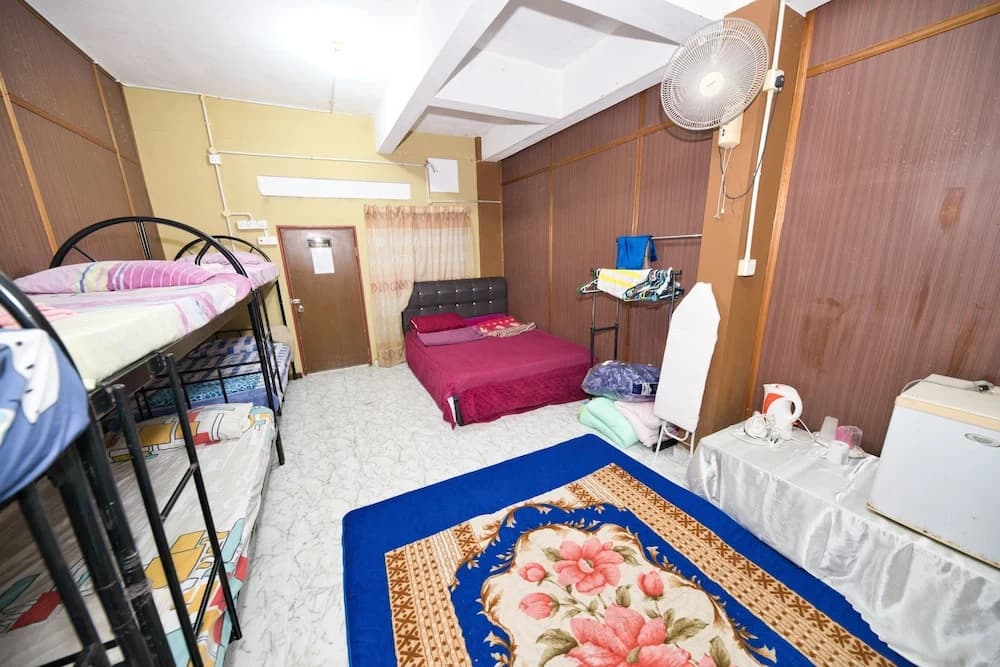 OYO 90915 Ilham Villa - photo 6