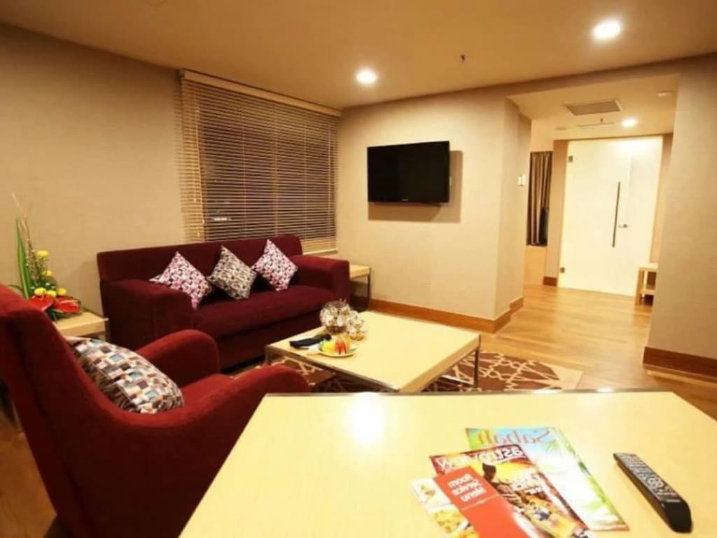Raia Hotel Kota Kinabalu - photo 9