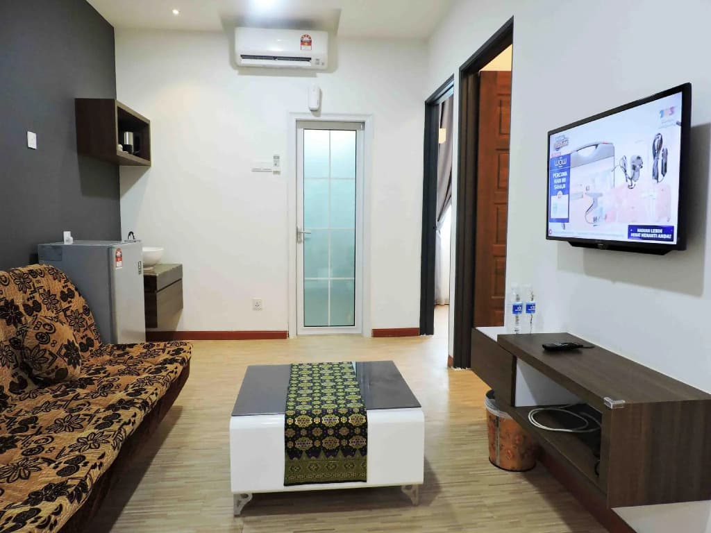 My Rainforest Suite Hotel - photo 3