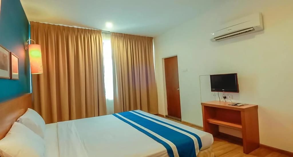 Victoria Inn - photo 24