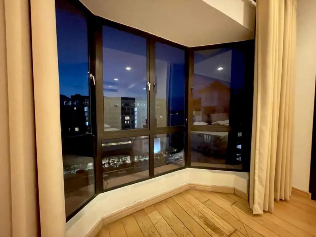 PENTHOUSE MARINA COURT VACATION HOME 4 BEDROOMS KOTA KINABALU 14pax - photo 2