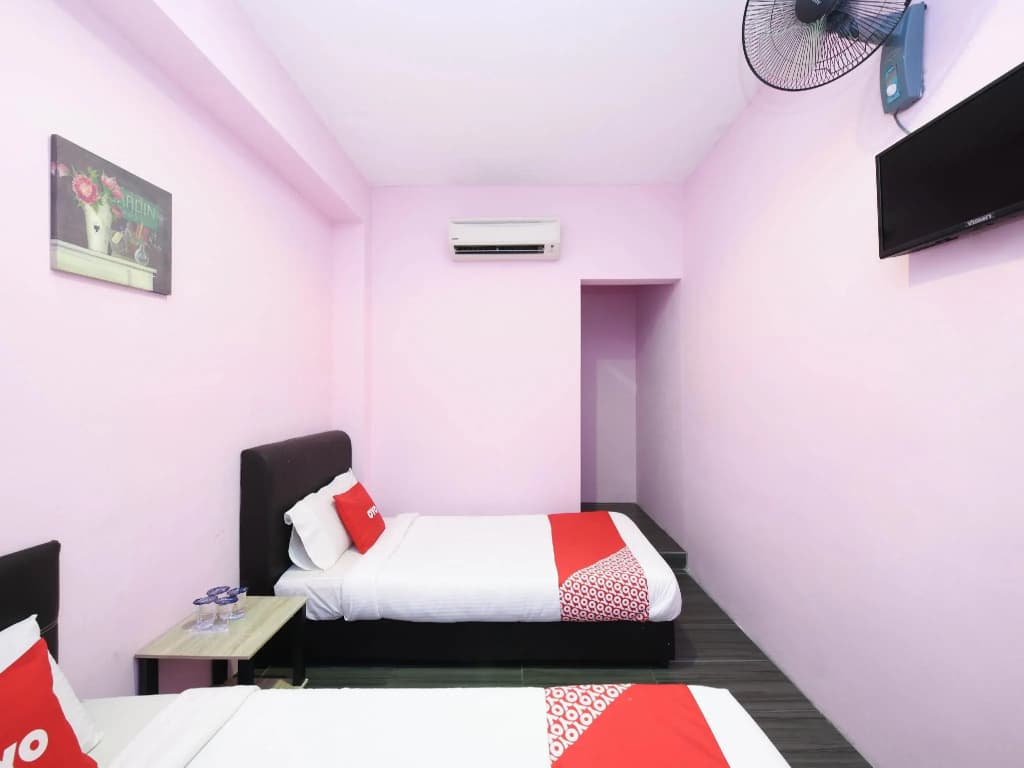 OYO 1125 IR Inn Hotel - main photo