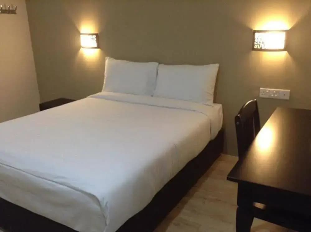 Biz Hotel Shah Alam - photo 4