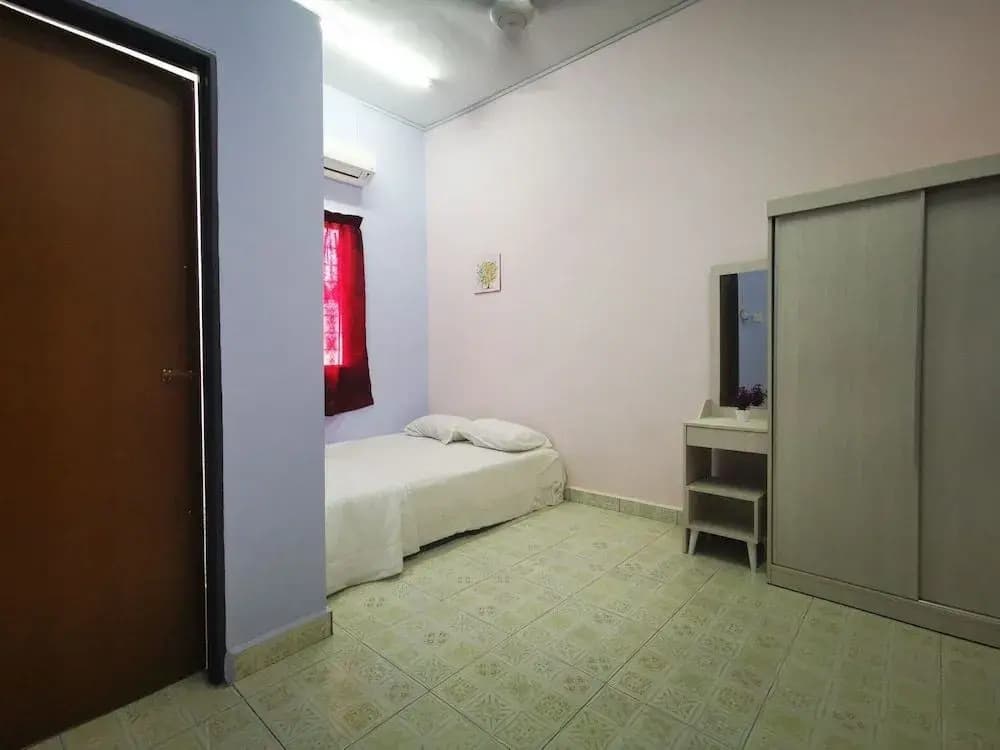 OYO 90206 Parkland Residence Condominium - photo 6